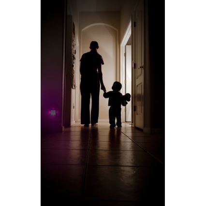 Osram - LED RGB oriëntatielampje voor in het stopcontact met sensor LUNETTA LED/0,3W/230V