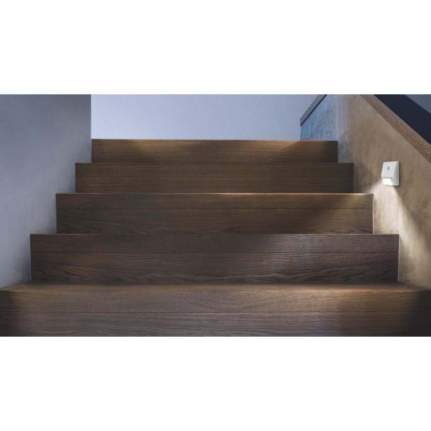 Osram - LED-trapverlichting met NIGHTLUX-sensor LED/0,25W/3xAAA IP54 wit