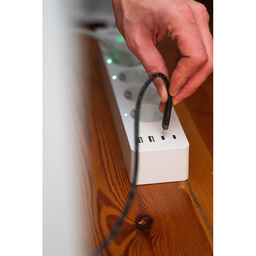 Osram - SMART+ verlengkabel 4Z type F + 2xUSB-A + 2xUSB-C Wi-Fi