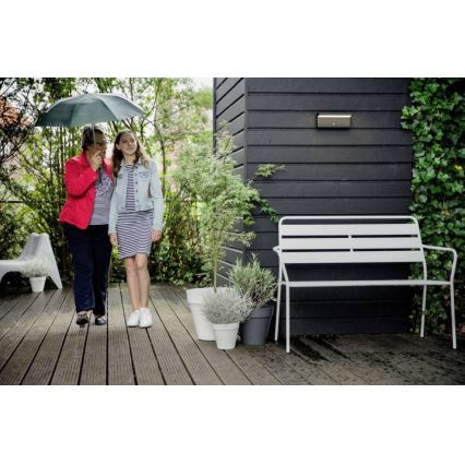 Philips - LED Wandlamp voor buiten met sensor BUSTAN LED/3,8W/230V 2700K IP44