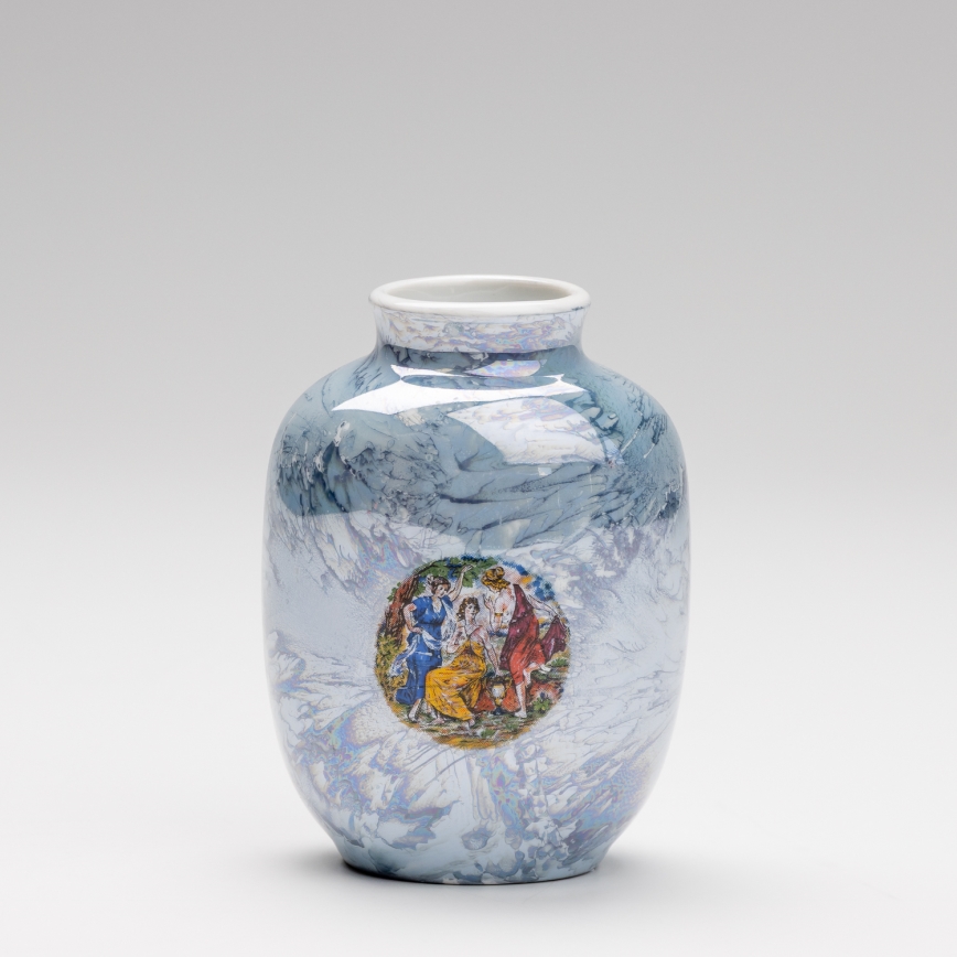 Porselein vaas 12,5x9 cm parelmoer blauw genaden