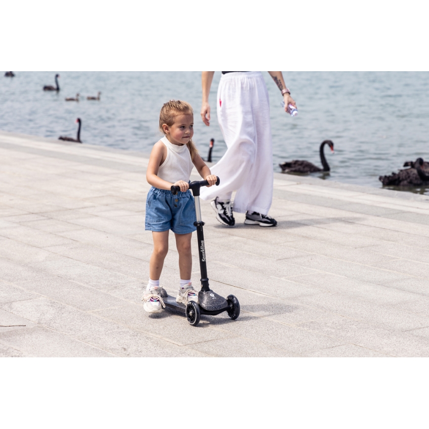 QPlay - SPARKLING kinderstep met LED-wielen, zwart