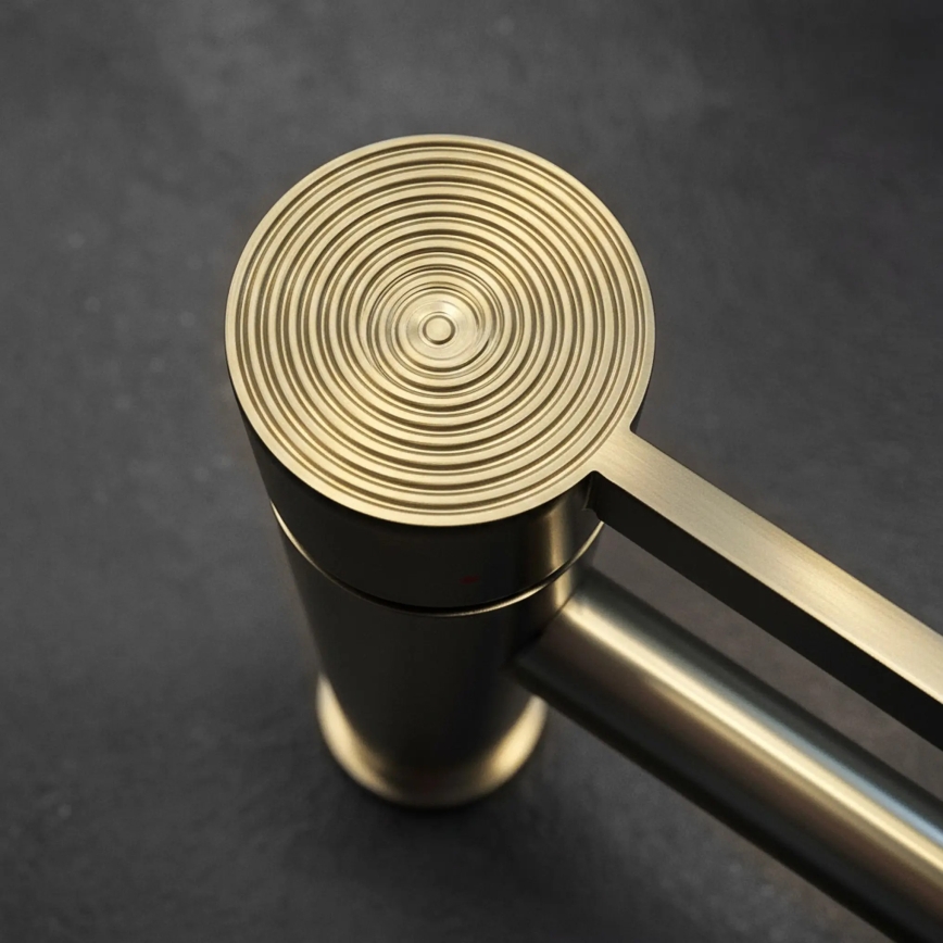 REA-B6444 - Gouden wastafelmengkraan FOSTER 18,2 cm