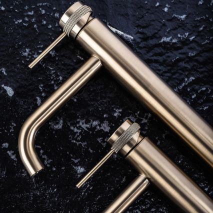 REA-B6896 - Wastafelkraan LUNGO 28 cm geborsteld goud