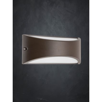 Redo 90192 - LED Wandlamp voor buiten SCUDO LED/10W/230V 3000K IP54 bruin