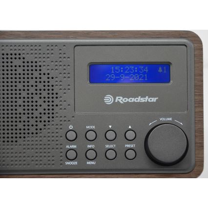 Roadstar HRA-700D+/WD - Radio met DAB+, FM en wekker 16W/230V/4xAA