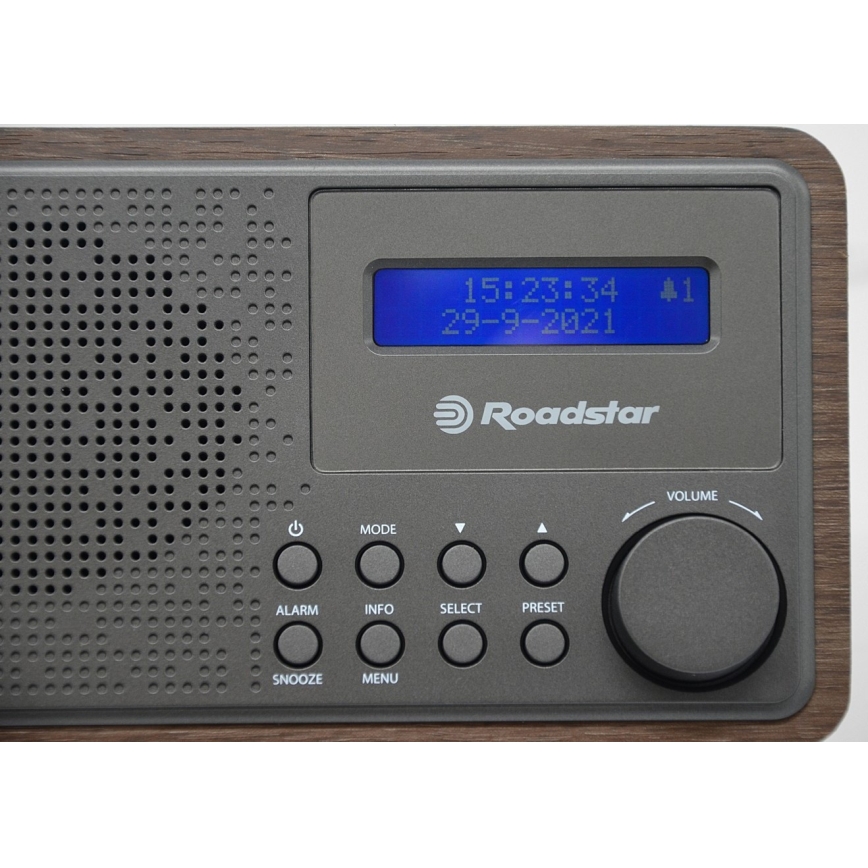 Roadstar HRA-700D+/WD - Radio met DAB+, FM en wekker 16W/230V/4xAA
