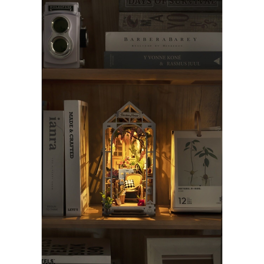 RoboTime - LED Boekenstop Tuin huis 3D puzzle 2xAAA