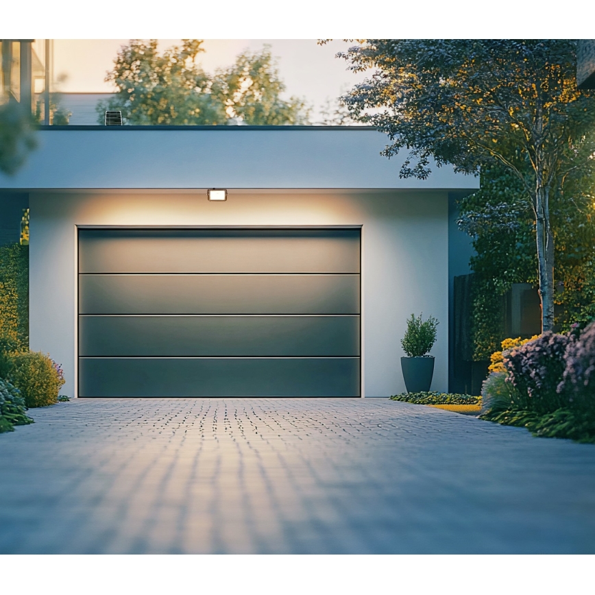Schijnwerper op zonne-energie voor buiten met sensor LED/30W/6,4V 4000K IP65 6000 mAh + afstandsbediening