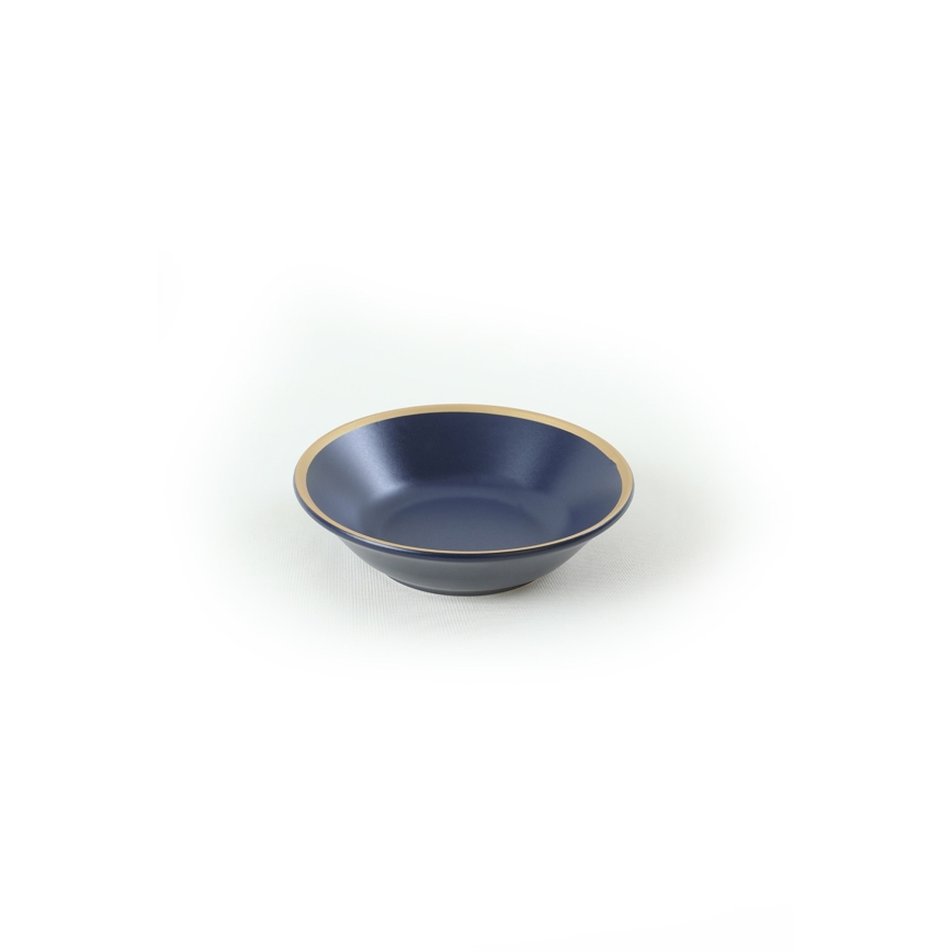 Serviesset 24-delig, blauw met gouden accenten, van keramiek