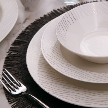 Serviesset 62-delig, wit/zilver, porselein