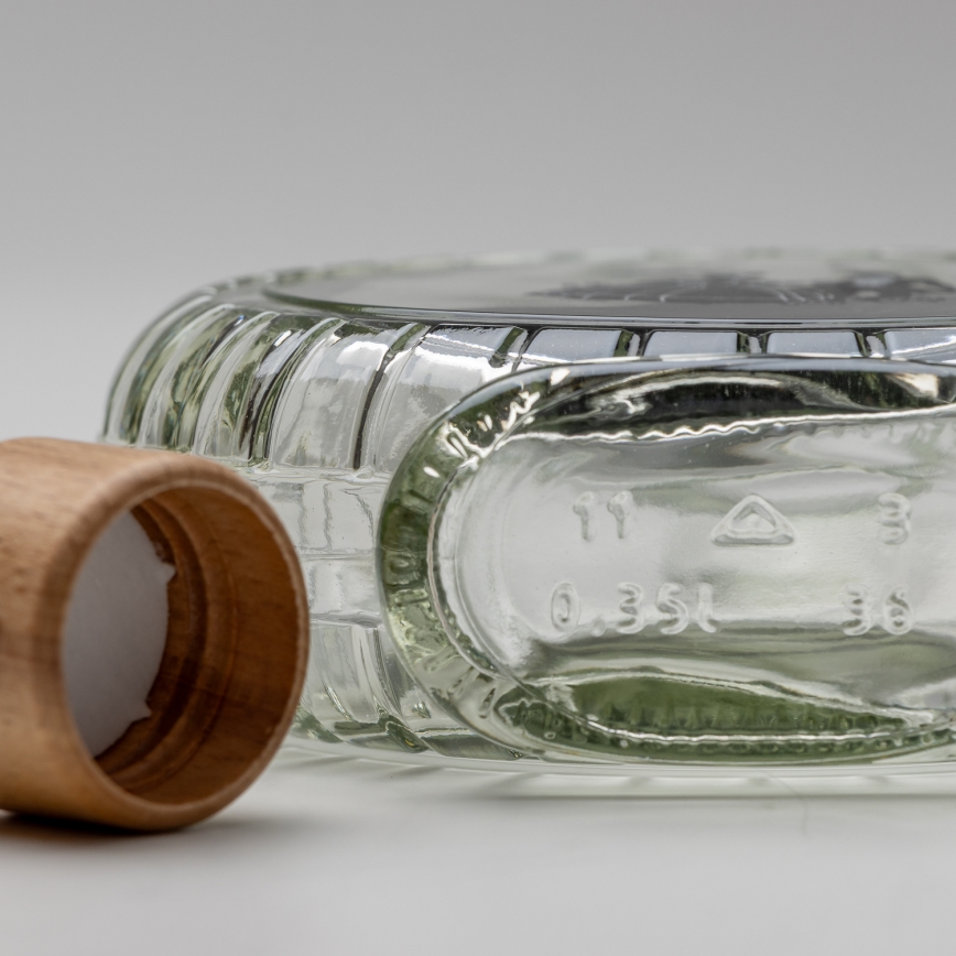 Set 1x glazen fles en 2x shotglas doorzichtig met een dansmotief