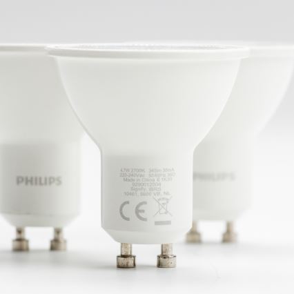 SET 3x LED Lamp Philips GU10/4,7W/230V 2700K