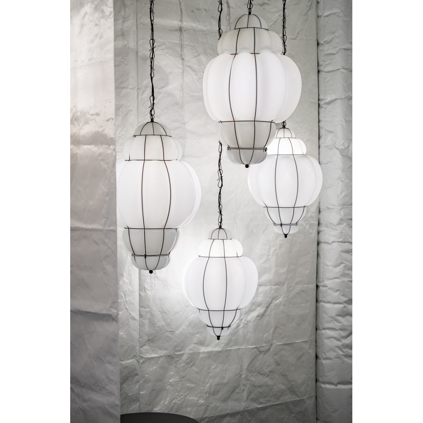 SIRU - Hanglamp aan een ketting RIVISTO 1xE27/60W/230V diameter 45 cm zwart/wit Venetiaans glas