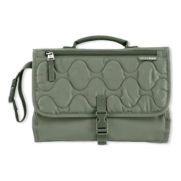 Skip Hop - Reisverschoonmatje en tas 2-in-1 PRONTO groen