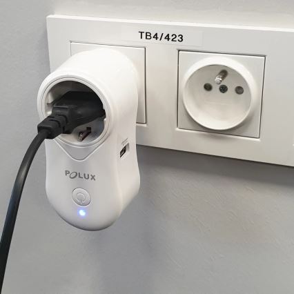 Slim stopcontact SMART 3400W/230V Wi-Fi Tuya + USB SCHUKO