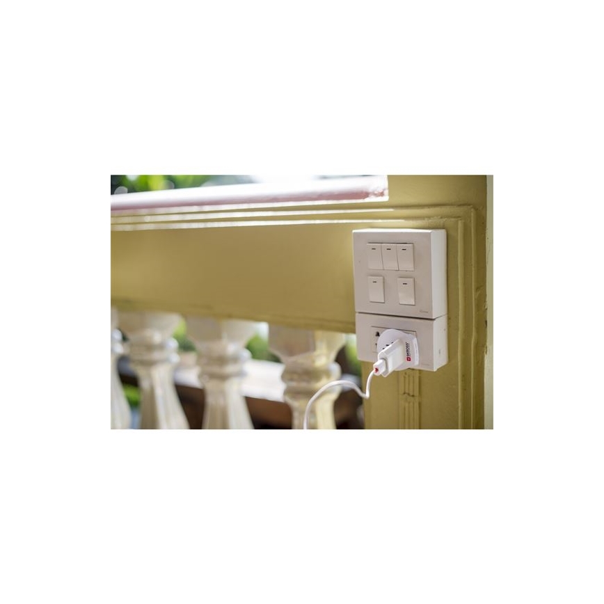 Universele reisadapter 230V