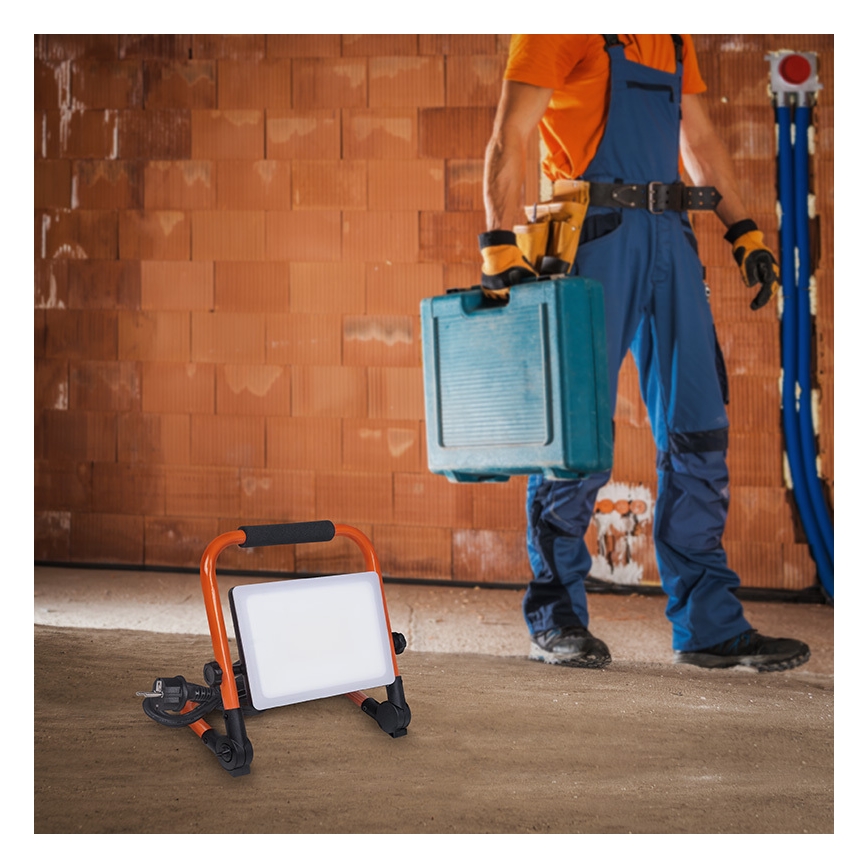 LED schijnwerper met statief LED/50W/230V 4000K IP65