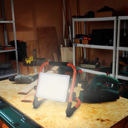 LED schijnwerper met statief LED/50W/230V 4000K IP65