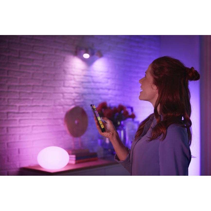 Startpakket Philips Hue White And Color Ambiance Essential 2xE27/8W/230V 2200-6500K + verbindingsapparaat