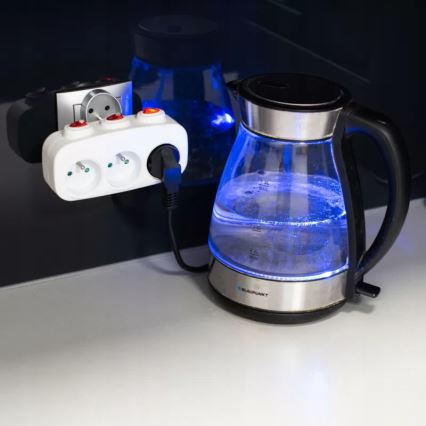 Stekkerdoos met 3 schakelaars