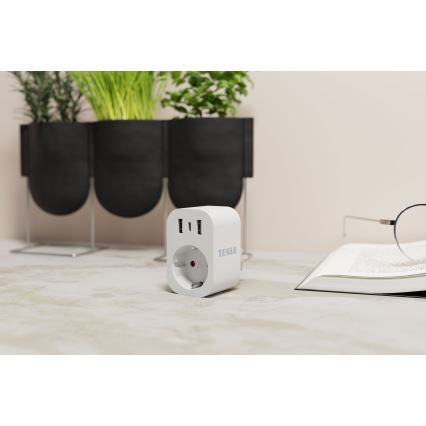 TESLA Smart - Slim stopcontact 3680W/230V/16A Type F/E 2xUSB-A + 1xUSB-C Wi-Fi