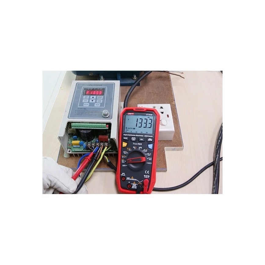 Uni-T UT161E - Multimeter 4x AA