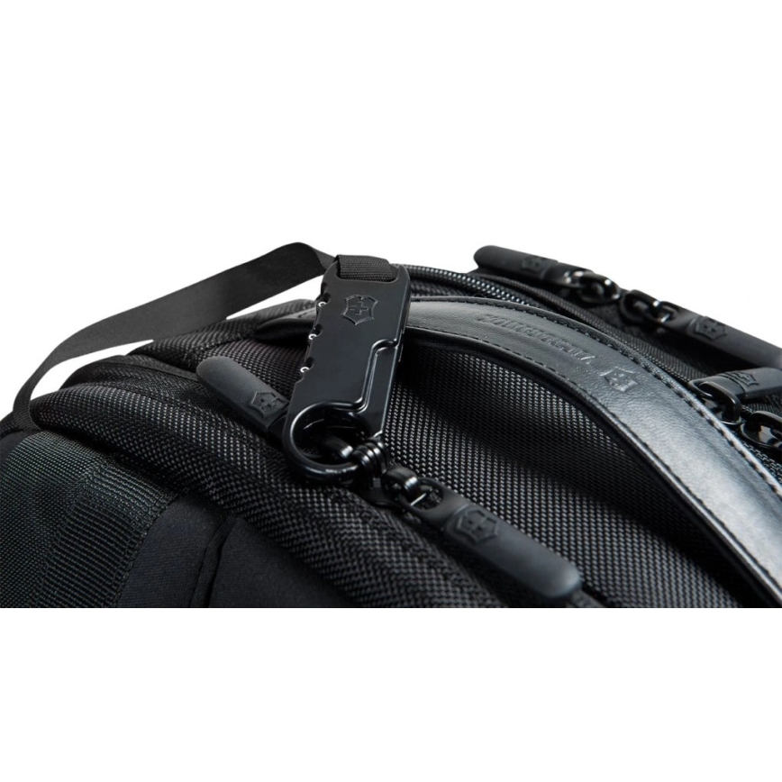 Victorinox - Rugzak voor laptop 15,6 Essentials 22 l zwart