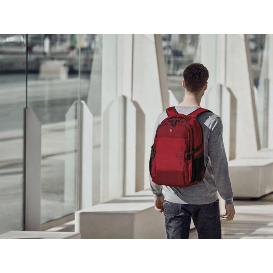 Victorinox - Laptoprugzak 16" Deluxe Vx Sport EVO 32 l rood