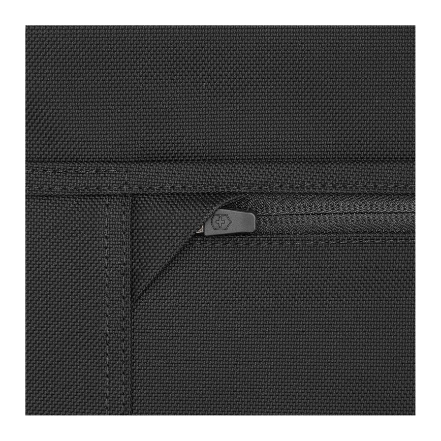 Victorinox - Schoudertas Mythic 2 l zwart