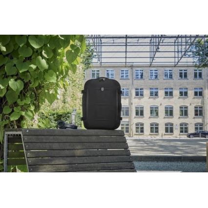 Victorinox - Uitbreidbare rugzak Crosslight Boarding 37 l zwart