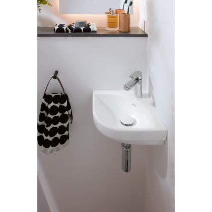 Villeroy & Boch 43714601 - Hoekige wandhangende wastafel SUBWAY 3.0 32 x 32 cm keramiek/wit