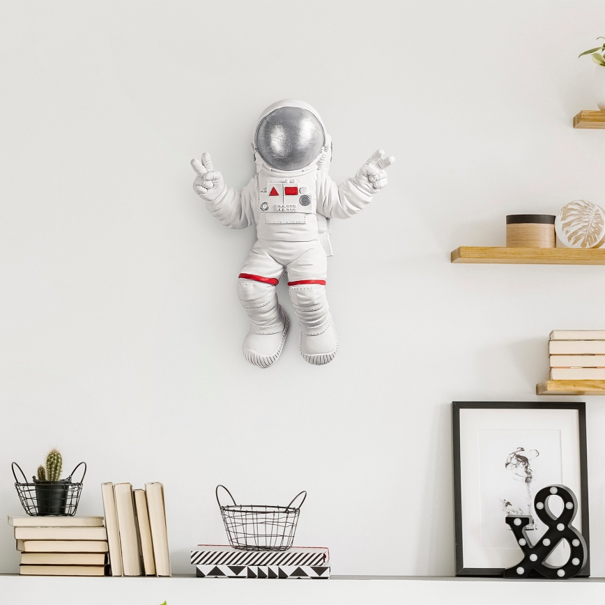 wand decoratie 47x35 cm astronaut zilver