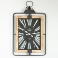 Wand klok 1xAA 76x46 beige/zwart