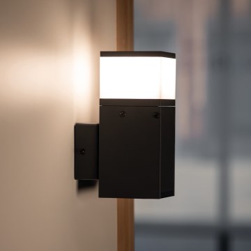 Wandlamp voor buiten met stopcontact DASTEN 1xG9/11W/230V IP44 zwart