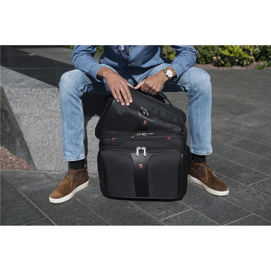 Wenger - Reiskoffer op wielen 25 l 17" + laptoptas 15,6" Patriot zwart