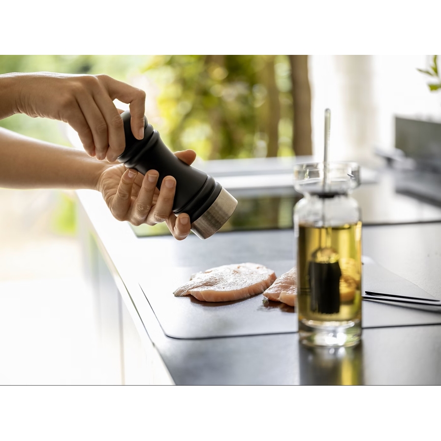 WENKO 55082100 - Zoutmolen BLACK OUTDOOR KITCHEN 5x17,5 cm zilver/zwart/wit