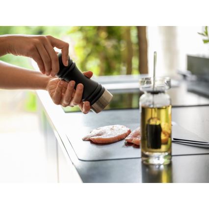 WENKO 55083100-Pepermolen BLACK OUTDOOR KITCHEN 5x17,5 cm zwart/wit