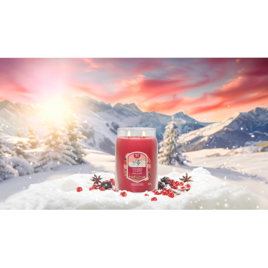 Yankee Candle - Geurkaars SANTA ON SKIS groot 567g 60-90 uur.