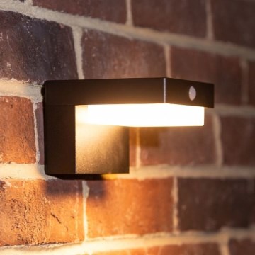 Zuma Line - LED 44 / 5.000 Solar wandlamp met bewegings- en schemersensor LED/4,5W/2000 mAh IP44 zwart