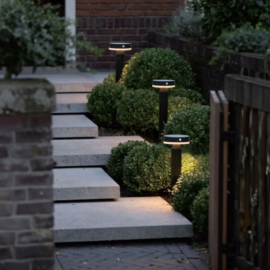 Zuma Line - LED Solar lamp met bewegings- en schemersensor LED/4,5W/2000 mAh IP44 zwart